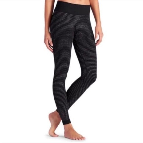 Athleta Pants - Athleta Shimmer Stripe Black Seamless Leggings in Women's Size Large